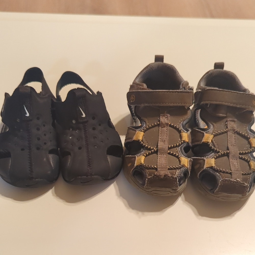 Nike Kids Black and Brown Sandals